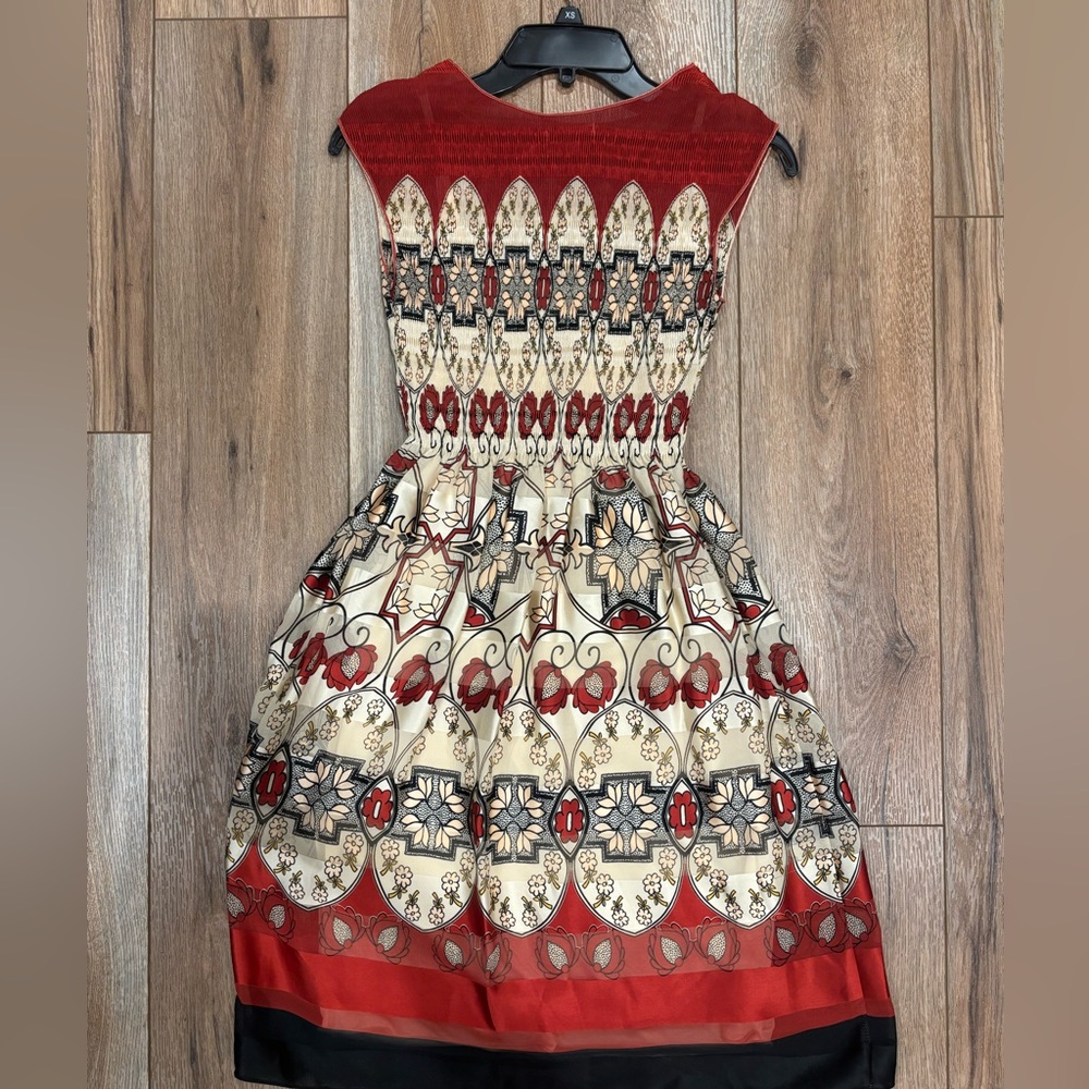 Cream Geometric Midi Dress - Picture 2 of 2
